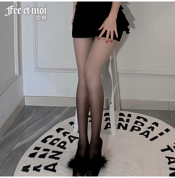 FEE ET MOI Sexy Gradient Waist High Stockings (Black)
